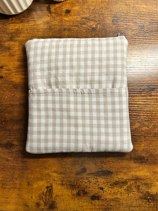 Camilla - Book Sleeve